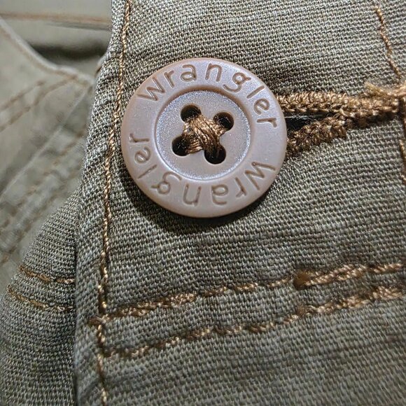 Wrangler Ripstop Cargo Stretch Shorts Tech Relaxed Fit Men's Sizes 32-48 Brown - Picture 7 of 11